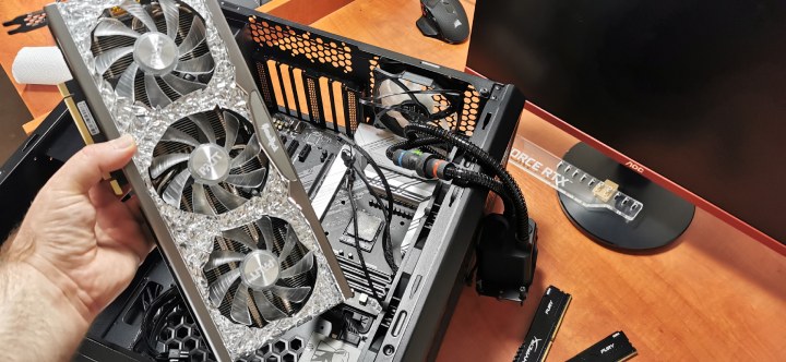 Żeby pograć w ultrawide pewnie będzie trzeba zainwestować w nowy sprzęt. - Lepiej kilka monitorów 16:9 czy jeden ultrawide 21:9? - dokument - 2021-04-21