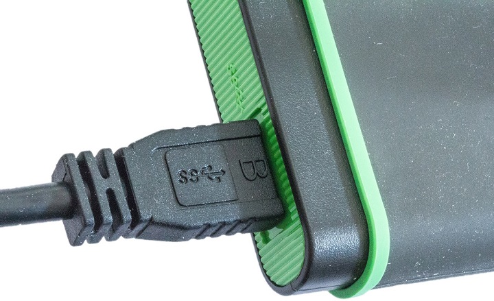 Mobilne dyski USB są bardzo wygodne w użytkowaniu – działają na zasadzie Plug and Play. - Oczyszczanie dysku - poradnik - dokument - 2021-09-13