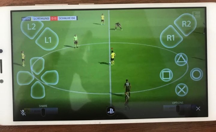 W „prawdziwą” FIFA gra się na telefonie zaskakująco przyjemnie. - Red Dead Redemption 2 na smartfonie – jak działa Remote Play z PS4 - dokument - 2019-10-18