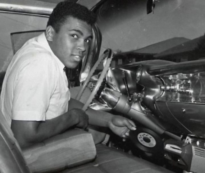 Pomysł kiepski, a i wykonanie pozostawia nieco do życzenia. | Źródło: arstechnica. - Ślepe uliczki technologii - sprzęt, który skończył na śmietniku historii - dokument - 2021-04-16