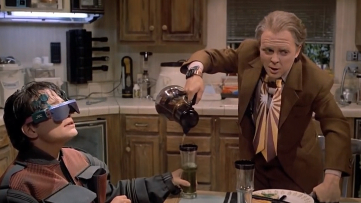 Powrót do przyszłości II, Robert Zemeckis, Universal Pictures, 1989. - Te filmy science fiction irytują, nie respektując reguł własnego świata - dokument - 2023-07-08