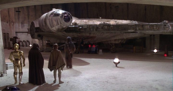 Blacharkę robiłem niedawno, dywaniki są nowe, a w silniku nic nie stuka - będziesz pan zadowolony. - Głupoty kontratakują – moje ulubione absurdy Star Wars - dokument - 2020-04-25