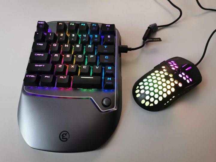 I już nikt nie powie, że mamy „słabego cela”. - Najlepsze akcesoria do PS4, Xbox One i Nintendo Switch | TOP 10 - dokument - 2020-04-04