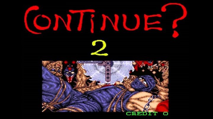 Automaty próbowały podejść nas psychologicznie – np. biorąc na litość. W Ninja Gaiden, jeśli nie wrzuciłeś na czas pieniążka, bohaterowi brzuch rozcinała piła tarczowa. - 2016-08-08