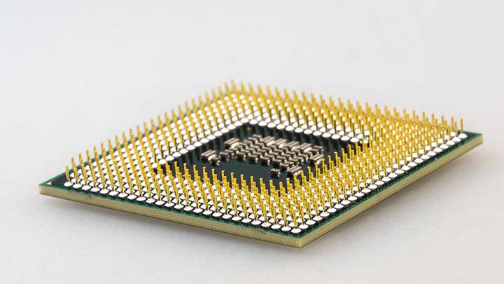 Ciekawostka dla spragnionych wiedzy: Socket LGA oznacza piny na płycie głównej (Intel), a socket PGA wymaga pinów na procesorze (AMD). - Core i5 9600K vs Ryzen 5 3600X – dobry procesor do gier - dokument - 2020-04-27