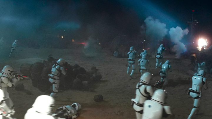 W epizodzie dziewiątym powinniśmy zobaczyć to, co widział Luke. Oszalałego Kylo, niosącego śmierć i zniszczenie w galaktyce - Jak powinny się skończyć Gwiezdne wojny? Kylo, powinieneś być gorszy - dokument - 2021-02-02