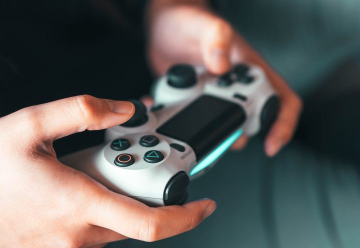 Póki co Sony nie ma pomysłu na konkurencję z Microsoftem. - Życie na abonament: jak kolejne branże wyciągają ręce po nasze karty kredytowe - dokument - 2022-05-04