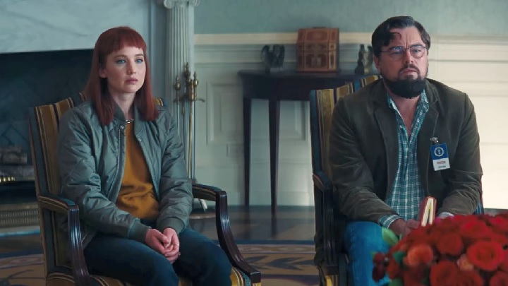 Nie wyglądają zbyt przekonująco, prawda? - Nie patrz w górę to celny, ale przykry komentarz dla społeczeństwa - dokument - 2021-12-28