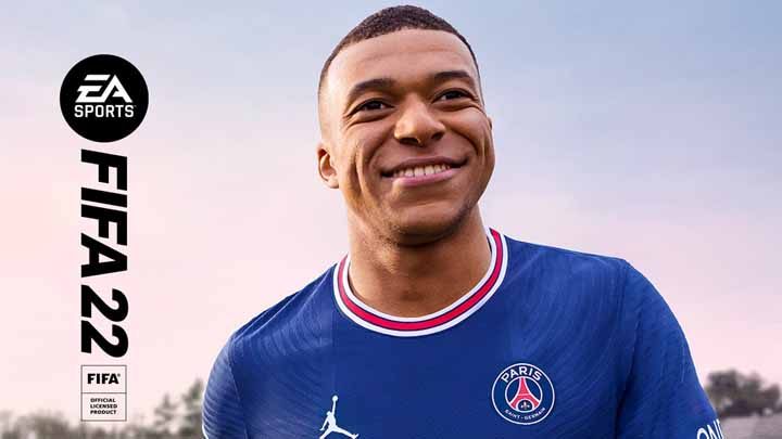 Czasem warto dołączyć do modłów o najlepszego piłkarza, który może wypaść w najnowszej paczce. Źródło: ea.com - Black Friday 2021: promocje, na które warto polować - dokument - 2021-11-25