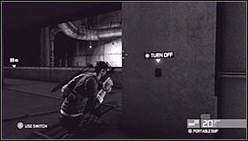 Musisz się tu bardzo pilnować, bo dwa górne piętra są okupowane przez jednostki wroga - Laboratoria White Box (3) | Opis przejścia - Tom Clancys Splinter Cell: Conviction - poradnik do gry