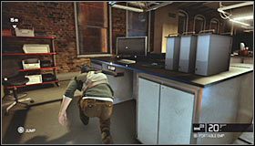 Zeskocz na ziemię #1 i błyskawicznie skieruj się w stronę jednej z okolicznych okiennic #2 - Laboratoria White Box (3) | Opis przejścia - Tom Clancys Splinter Cell: Conviction - poradnik do gry