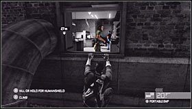 Przesuwaj się teraz w lewo #1 , pokonując po drodze narożnik - Laboratoria White Box (3) | Opis przejścia - Tom Clancys Splinter Cell: Conviction - poradnik do gry