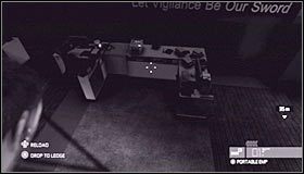 Po wylądowaniu od razu popatrz do góry i przedostań się do części sufitowej znajdującej się nad drugim biurem #1 - Sztab Wydziału Trzeciego (2) | Opis przejścia - Tom Clancys Splinter Cell: Conviction - poradnik do gry