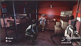 Zeskocz w odpowiednim momencie i miejscu na dół #1 , a następnie podejdź do chowającego się w rogu pomieszczenia technika #2 - Sztab Wydziału Trzeciego (3) | Opis przejścia - Tom Clancys Splinter Cell: Conviction - poradnik do gry