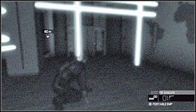 Przejdź teraz pod kilkoma nowymi wiązkami #1 , a znajdziesz się w pobliżu wyjścia z pomieszczenia - Sztab Wydziału Trzeciego (4) | Opis przejścia - Tom Clancys Splinter Cell: Conviction - poradnik do gry