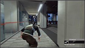 Możesz już wstać i podejść do znajdującej się tu kratki - podskocz, gdyż musisz się wspiąć na górę #1 - Sztab Wydziału Trzeciego (4) | Opis przejścia - Tom Clancys Splinter Cell: Conviction - poradnik do gry