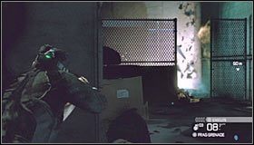 Uważaj, bo za rogiem znajdują się już przeciwnicy - Centrum miasta (1) | Opis przejścia | Tom Clancys Splinter Cell Conviction - Tom Clancys Splinter Cell: Conviction - poradnik do gry
