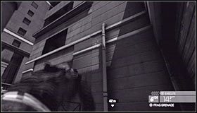 Przesuwaj się cały czas w lewo, a powinieneś dotrzeć do nowej rynny, po której możesz zjechać na dół #1 - Centrum miasta (1) | Opis przejścia | Tom Clancys Splinter Cell Conviction - Tom Clancys Splinter Cell: Conviction - poradnik do gry