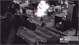 Po znalezieniu się na górze przygotuj sobie karabin i zacznij od wyeliminowania przeciwnika z megafonem #1 - Centrum miasta (2) | Opis przejścia | Tom Clancys Splinter Cell Conviction - Tom Clancys Splinter Cell: Conviction - poradnik do gry