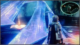 Po krótkiej walce z dwoma grupkami nie lubiących się potworów, skręcamy w lewo - Chapter V (2) | Opis przejścia | Final Fantasy XIII - Final Fantasy XIII - poradnik do gry