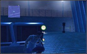 Po wydostaniu się na zewnątrz wdrap się na dach przy pomocy drabiny nieopodal, uważaj na strażnika #1 - - Chapter 6 | Opis przejścia Prison Break The Conspiracy - Prison Break: The Conspiracy - poradnik do gry