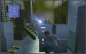 Mniej więcej na środku przejścia znajdziesz rurę pod sufitem - przejdź nią na drugą stronę - - Chapter 7 (1) | Opis przejścia Prison Break The Conspiracy - Prison Break: The Conspiracy - poradnik do gry