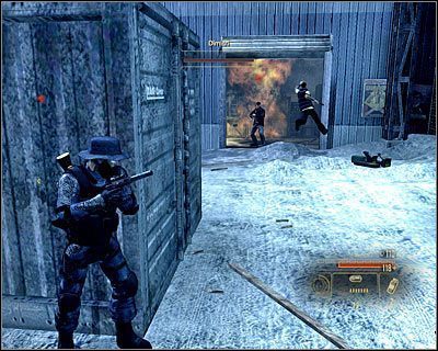 Dmitri pojawi się wraz ze swoimi ludźmi tuż po wyeliminowaniu czwartego wartownika (M7, 22) i dobrze byłoby być przygotowanym na jego atak - Weapon Shipments - Opis przejścia (3) | Moskwa | Alpha Protocol - Alpha Protocol - poradnik do gry
