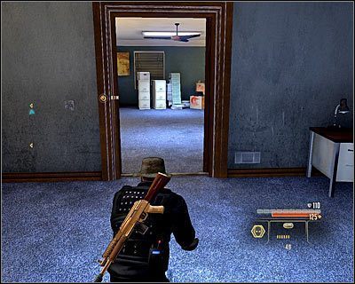 Korzystając z okazji zbadaj pomieszczenia we wschodniej części tego piętra, odnajdując między innymi aktówkę z informacjami na temat organizacji Halbech (M10, 1 ) i walizkę z informacjami na temat Conrada Marburga (M10, 2 ) - CIA Listening Post - Opis przejścia (1) | Rzym | Alpha Protocol - Alpha Protocol - poradnik do gry