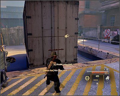 Misja ta rozpoczyna się w pobliżu wejścia do magazynu (M13, 1) i w pierwszej kolejności powinieneś zająć się dwoma wartownikami patrolującymi okoliczny parking - Delivery at Warehouse - Opis przejścia | Rzym | Alpha Protocol - Alpha Protocol - poradnik do gry