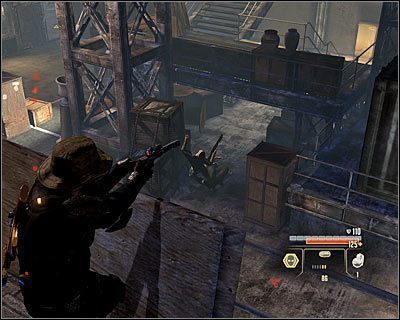 W toczących się tu walkach zdecydowanie warto brać udział, gdyż za kilka minut będziesz chciał powrócić do miejsca startu - Delivery at Warehouse - Opis przejścia | Rzym | Alpha Protocol - Alpha Protocol - poradnik do gry