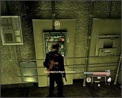 Udaj się teraz w lewo, unikając oczywiście drugiej kamery - Warehouse District Data - Opis przejścia (1) | Tajpej | Alpha Protocol - Alpha Protocol - poradnik do gry
