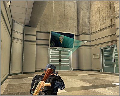 Po zabezpieczeniu okolicy skieruj się na południe, wyjdź po schodach na górny balkonik i skorzystaj z najbliższego przejścia (M21A, 8) - Alpha Protocol - Opis przejścia (2) | Finał | Alpha Protocol - Alpha Protocol - poradnik do gry