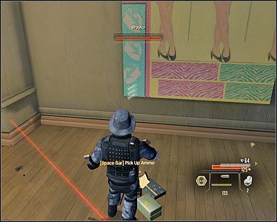 Podczas walk z bossami warto szybko zlokalizować miejsca, w których w razie potrzeby odnajdzie się dodatkowe zapasy amunicji i gadżetów oraz punkty pierwszej pomocy - Przeciwnicy | Porady | Alpha Protocol - Alpha Protocol - poradnik do gry