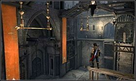 Z tyczki przeskocz na szczyt odchylonego elementu, a stamtąd na kolejny drążek - Stajnie | Opis przejścia Prince of Persia Zapomniane Piaski - Prince of Persia: Zapomniane Piaski - poradnik do gry