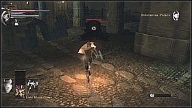 Rozpoczynamy od Phalanx Archstone - z areny biegniemy w dół do pomieszczenia pełnego drewnianych elementów, wozów, skrzyń - Demons Souls: Boletarian Palace - Phalanx Archstone (1) - solucja - Demons Souls - poradnik do gry