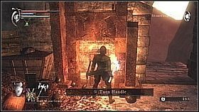 W środku przechodzimy kilka metrów pomiędzy rupieciami - kawałek od wejścia spotkamy bardzo powolnych górników - Demons Souls: Stonefang Tunnel (1) - solucja, opis przejścia - Demons Souls - poradnik do gry