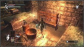 Na końcu tunelu wejdziemy do pomieszczenia wyglądającego na małą hutę - kręci się tu kilku górników - Demons Souls: Stonefang Tunnel (2) - solucja, opis przejścia - Demons Souls - poradnik do gry