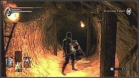 Nie idziemy ostatnią odnogą skrzyżowania ale wracamy się - mijamy poprzednie rozwidlenie i biegniemy na wprost - Demons Souls: Armor Spider Archstone - Lewy korytarz (2) - solucja - Demons Souls - poradnik do gry