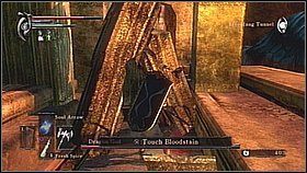 Tak jak pisaliśmy wyżej, rumowiska [1] możemy usuwać czarami (najbezpieczniejsza ale najdroższa opcja), mocnym ciosem dużą bronią lub uderzeniem dużą tarczą (L2 ) - Demons Souls: Flamelurker Archstone - solucja, opis przejścia - Demons Souls - poradnik do gry