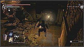 W końcowej części korytarza koło trumien znajdziemy klucze (wiszą na ścianie) - Demons Souls: Tower of Latria (1) - solucja, opis przejścia - Demons Souls - poradnik do gry