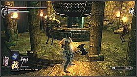 Wyżej trafimy na przerwę w drodze - to miejsce na windę - Demons Souls: Fools Idol Archstone (1) - solucja, opis przejścia - Demons Souls - poradnik do gry