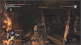 Koło dużych pochodni jest wejście na wyższy poziom konstrukcji - Demons Souls: Leechmonger Archstone (1) - solucja, opis przejścia - Demons Souls - poradnik do gry