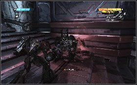 Po chwili trafisz do lokacji ze snajperami [1] - - Część 3 - Zniszczenie Iacon (2) - Opis przejścia - Transformers: Wojna o Cybertron - poradnik do gry