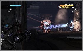 W pewnej chwili dotrzesz do żelaznej bramy [1] - - Część 4 - Śmierć nadziei (2) - Opis przejścia - Transformers: Wojna o Cybertron - poradnik do gry