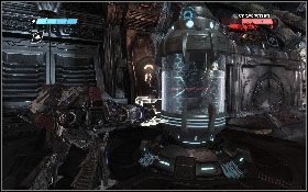 Kiedy je zniszczysz zmień swoją formę w maszynę i jak najszybciej skieruj się do wskazanego pojemnika z energią [1] - - Część 5 - Ostatni strażnik - Opis przejścia - Transformers: Wojna o Cybertron - poradnik do gry