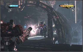 Ostrzelaj z niej przeciwników na dole [1], po czym zeskocz na ziemię i uporaj się z niedobitkami [2] - - Część 6 - Obrona Iacon (2) - Opis przejścia - Transformers: Wojna o Cybertron - poradnik do gry