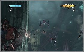 Po wjechaniu na górę staniesz przed grotą z prądem [1] - - Część 6 - Obrona Iacon (3) - Opis przejścia - Transformers: Wojna o Cybertron - poradnik do gry