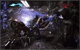 W chwilę później przez drzwi przejdzie pierwszy oddział posiłków Deceptikonów [1] - - Część 7 - Ucieczka z więzienia Kaon (2) - Opis przejścia - Transformers: Wojna o Cybertron - poradnik do gry