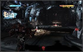 Po uporaniu się z rywalami kontynuuj marsz korytarzem [1], który zaprowadzi cię do sali z tarczami ochronnymi - - Część 8 - Do rdzenia (1) - Opis przejścia - Transformers: Wojna o Cybertron - poradnik do gry