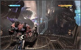 Uporaj się z kilkoma wrogami i wejdź do windy [1] - - Część 8 - Do rdzenia (1) - Opis przejścia - Transformers: Wojna o Cybertron - poradnik do gry